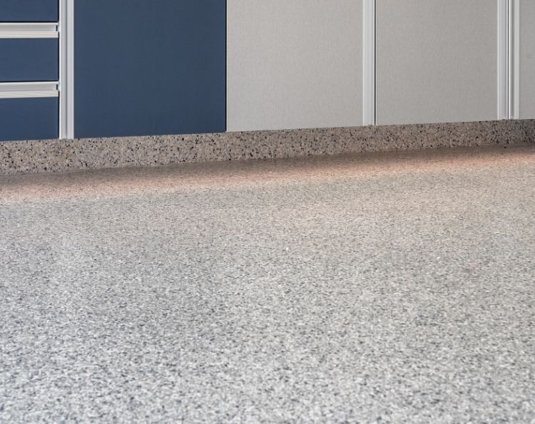 Epoxy vs. Polyaspartic in South Florida: The Clear Winner for Your Garage (Miami)