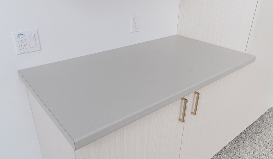 white chocolate arctic white countertop in garage